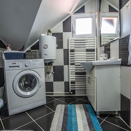 סובוטיקה Garden Apartment מראה חיצוני תמונה
